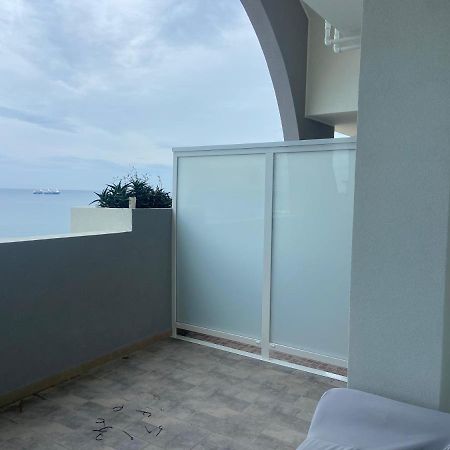 Bari Nalasia Beach Apartment Екстериор снимка
