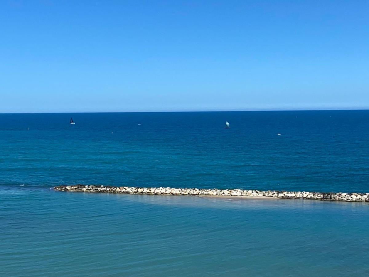 Bari Nalasia Beach Apartment Екстериор снимка