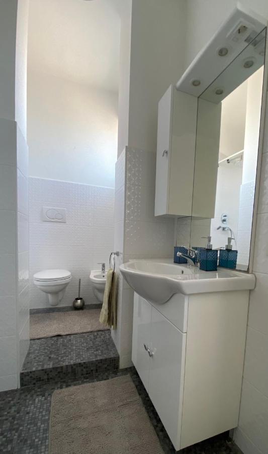 Bari Nalasia Beach Apartment Екстериор снимка