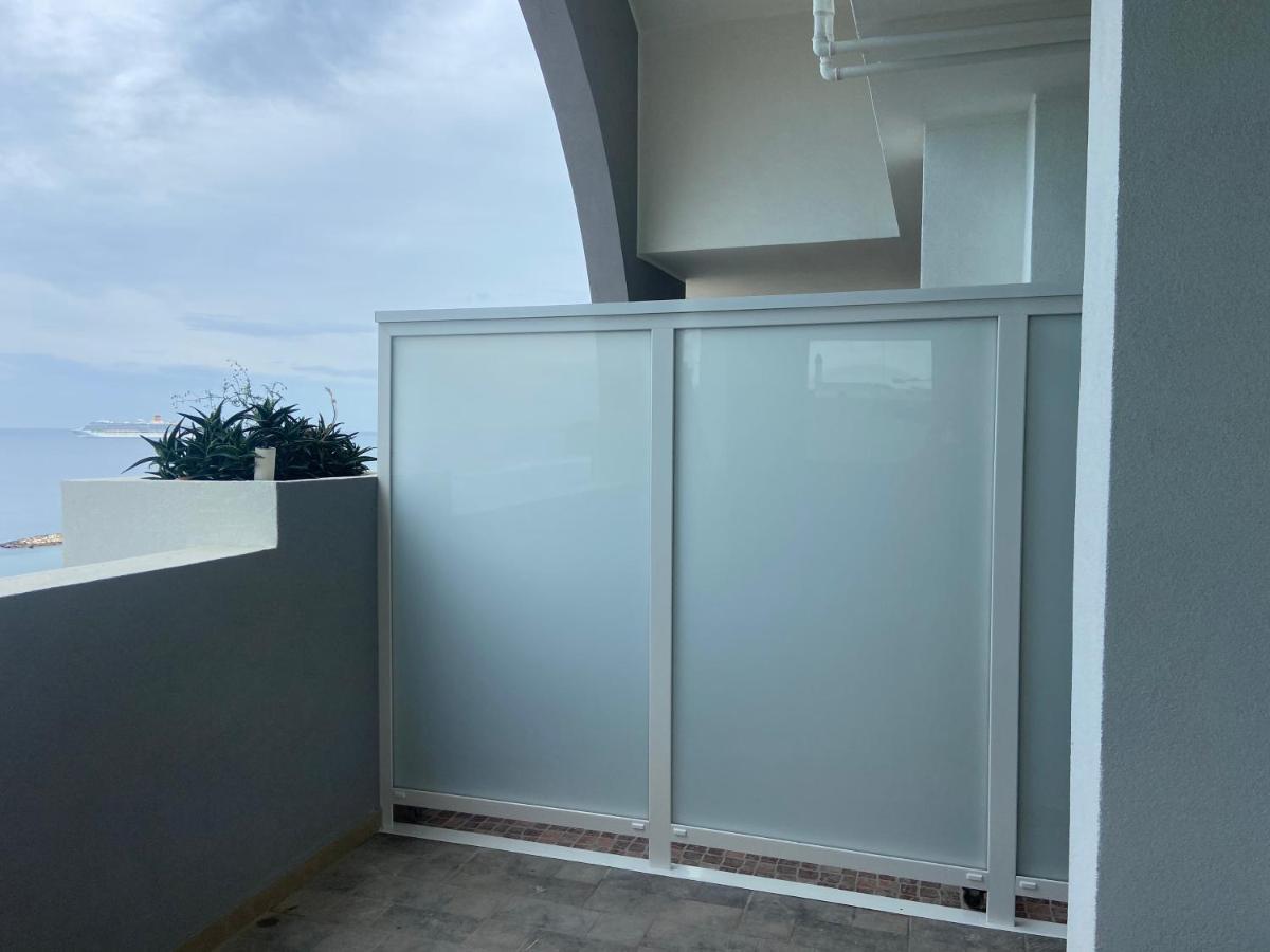 Bari Nalasia Beach Apartment Екстериор снимка